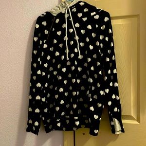 Black XL hoodie w/ white heart design, drawstrings and side pockets